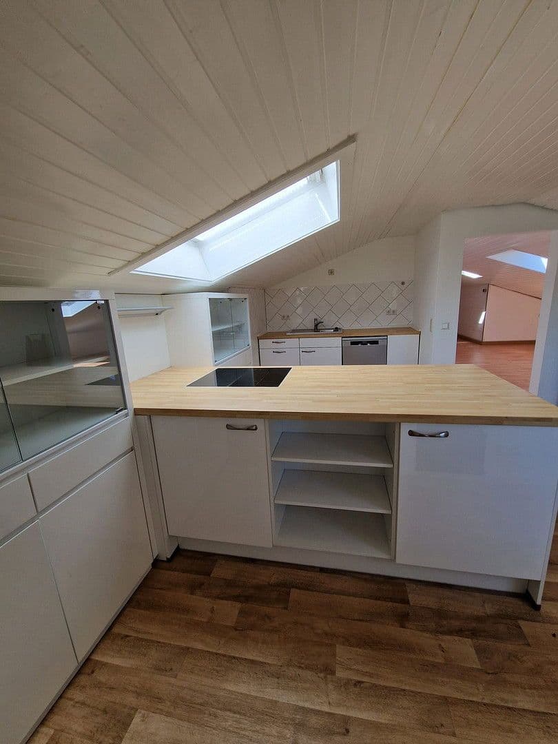 Prenájom bytu 2-izbový 65 m², Birkelweg 36, Steinheim am Albuch, Bádensko-Wurttembersko Prenájom bytu 2-izbový 65 m², Birkelweg 36, Steinheim am Albuch, Bádensko-Wurttembersko