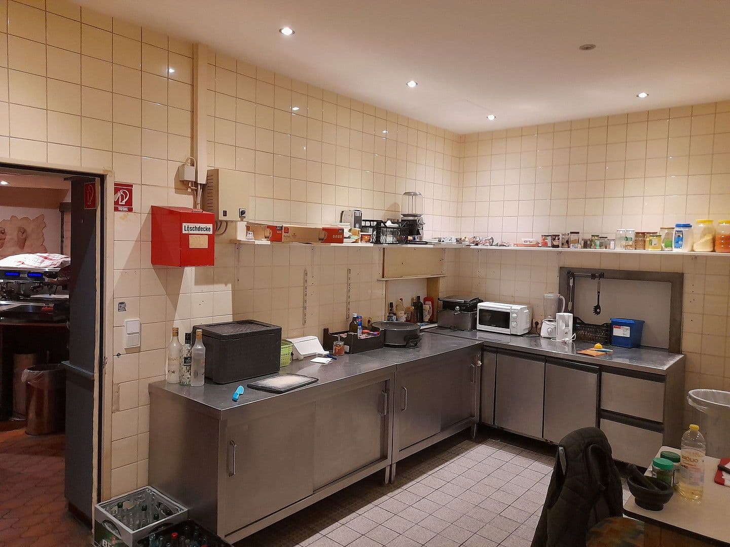 Predaj nebytového priestoru 234 m², Alzeyer Str.1, Frankfurt/Main, Hesensko Predaj nebytového priestoru 234 m², Alzeyer Str.1, Frankfurt/Main, Hesensko