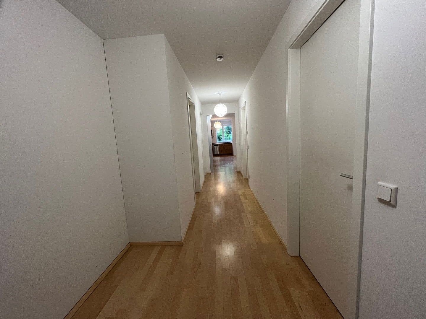 Prenájom bytu 3-izbový 90 m², Niedermayerstr. 62, Landshut, Bavorsko Prenájom bytu 3-izbový 90 m², Niedermayerstr. 62, Landshut, Bavorsko