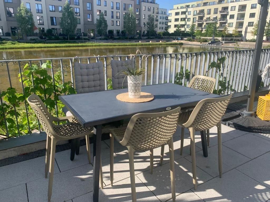 Predaj bytu 5-izbový 143 m², Relingstr. 20, Berlin, Berlín Predaj bytu 5-izbový 143 m², Relingstr. 20, Berlin, Berlín