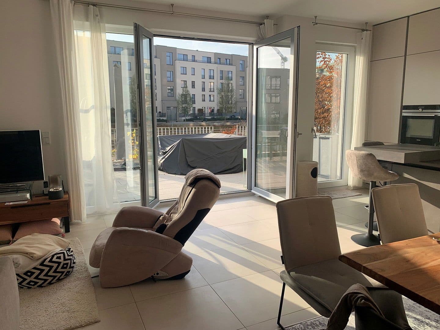 Predaj bytu 5-izbový 143 m², Relingstr. 20, Berlin, Berlín Predaj bytu 5-izbový 143 m², Relingstr. 20, Berlin, Berlín