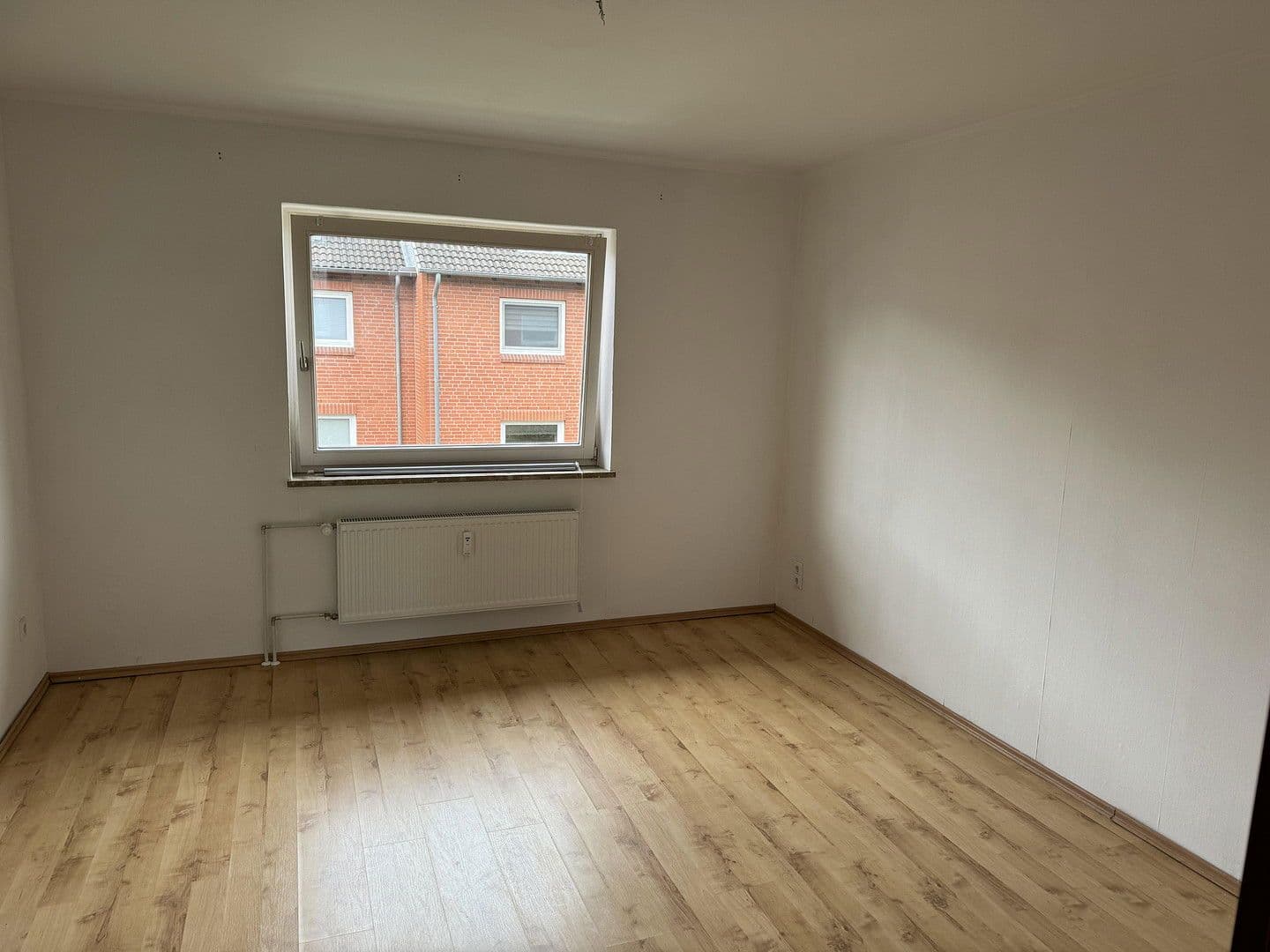 Prenájom bytu 3-izbový 82 m², Bad Segeberg, Šlezvicko-Holštajnsko Prenájom bytu 3-izbový 82 m², Bad Segeberg, Šlezvicko-Holštajnsko