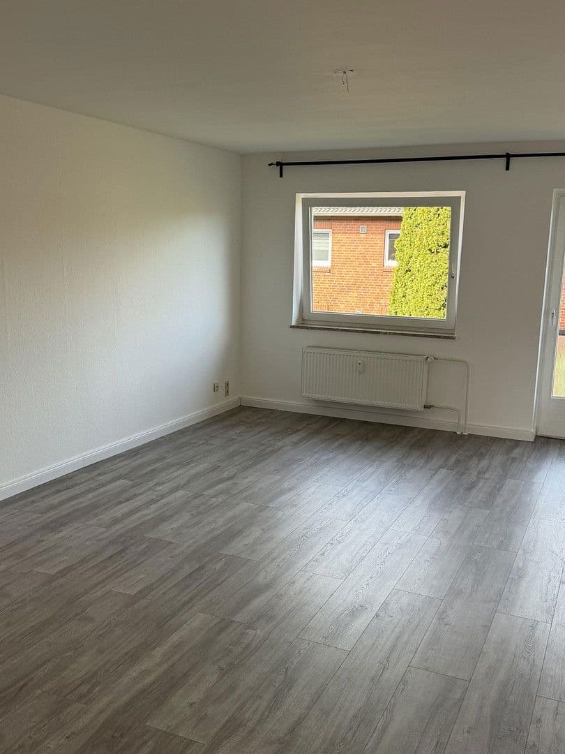 Prenájom bytu 3-izbový 82 m², Bad Segeberg, Šlezvicko-Holštajnsko Prenájom bytu 3-izbový 82 m², Bad Segeberg, Šlezvicko-Holštajnsko