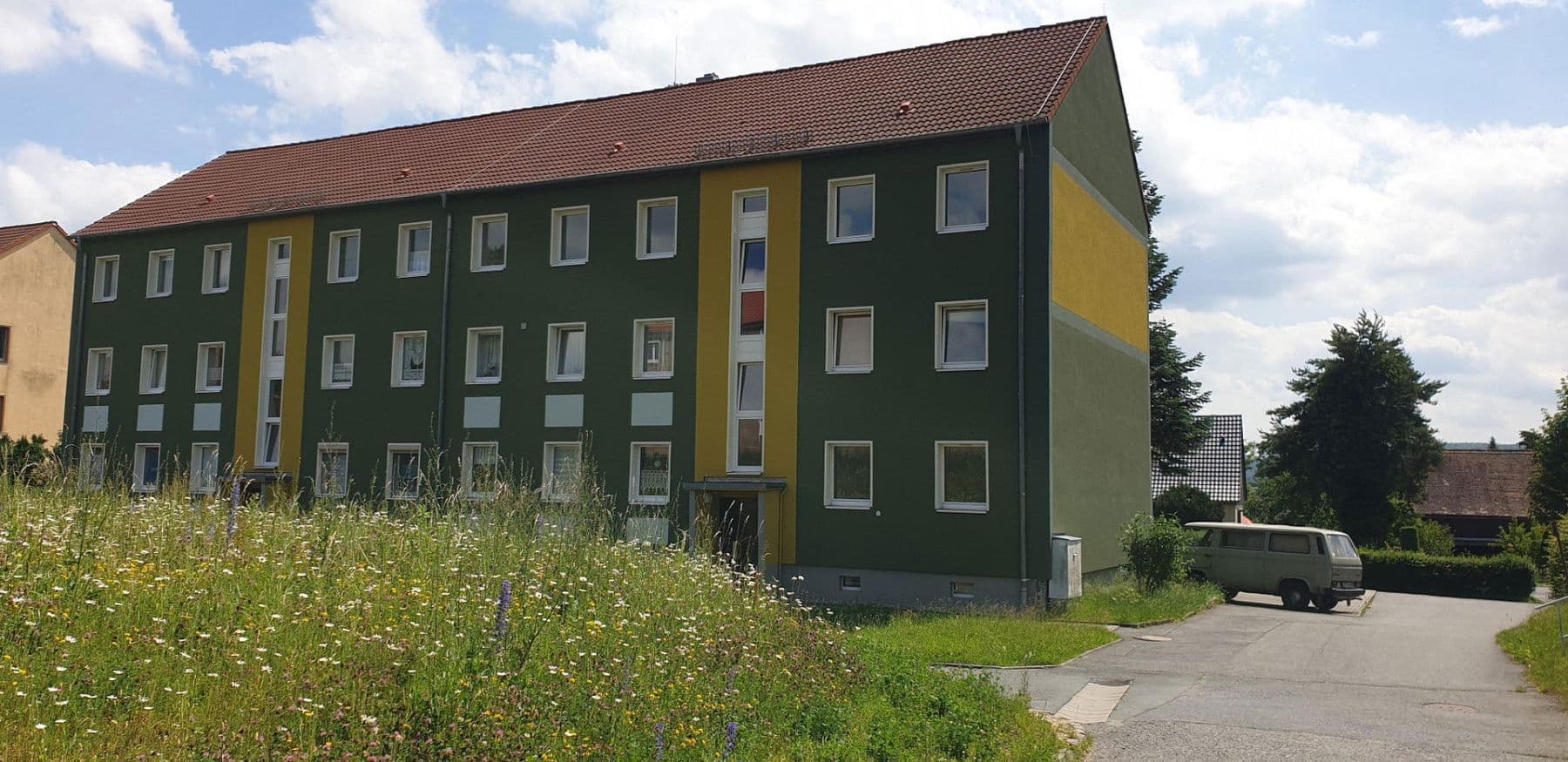 Prenájom bytu 5-izbový 110 m², Nordstr. 58d, Seifhennersdorf, Sasko Prenájom bytu 5-izbový 110 m², Nordstr. 58d, Seifhennersdorf, Sasko