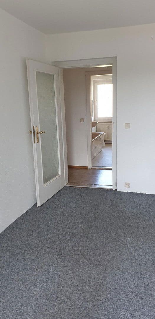 Prenájom bytu 5-izbový 110 m², Nordstr. 58d, Seifhennersdorf, Sasko Prenájom bytu 5-izbový 110 m², Nordstr. 58d, Seifhennersdorf, Sasko