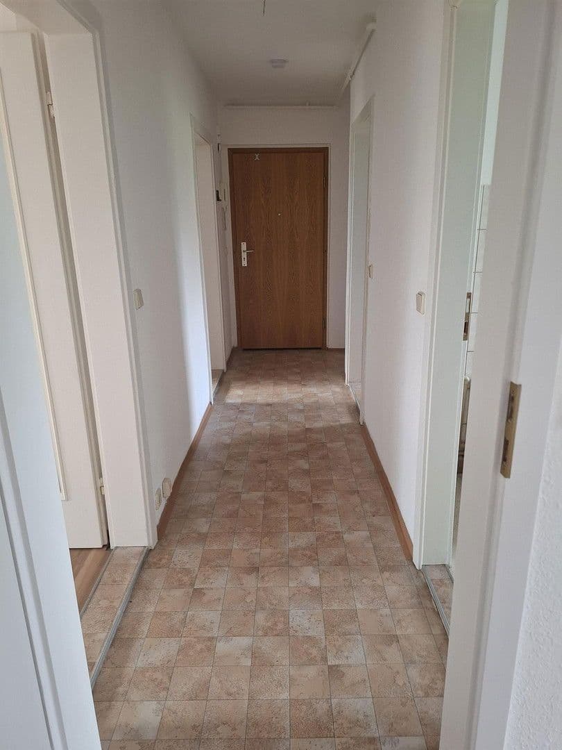 Prenájom bytu 5-izbový 110 m², Nordstr. 58d, Seifhennersdorf, Sasko Prenájom bytu 5-izbový 110 m², Nordstr. 58d, Seifhennersdorf, Sasko