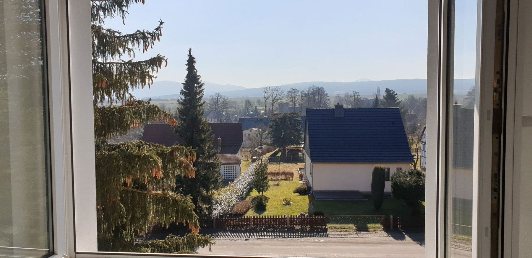 Prenájom bytu 5-izbový 110 m², Nordstr. 58d, Seifhennersdorf, Sasko Prenájom bytu 5-izbový 110 m², Nordstr. 58d, Seifhennersdorf, Sasko