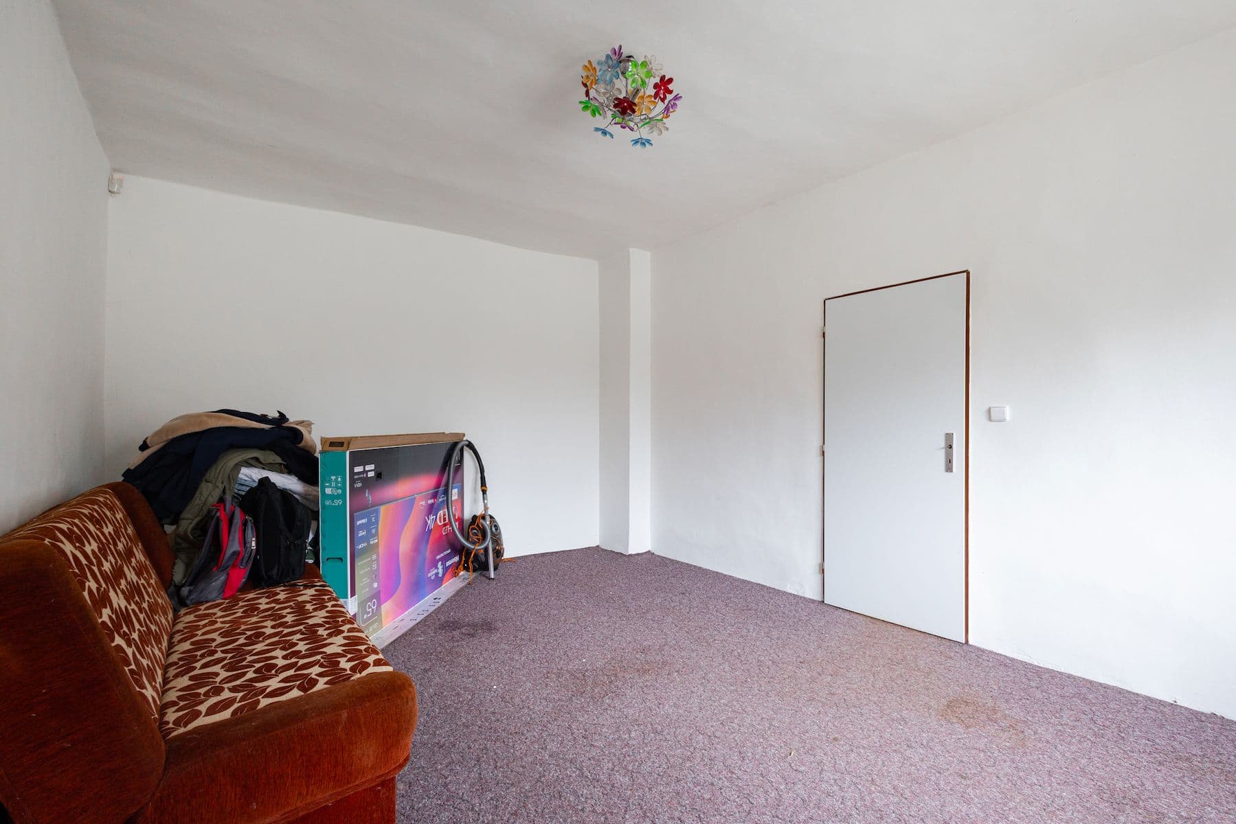 Predaj domu 85 m², pozemek 1.200 m², Krátká, Jesenice, Středočeský kraj Predaj domu 85 m², pozemek 1.200 m², Krátká, Jesenice, Středočeský kraj