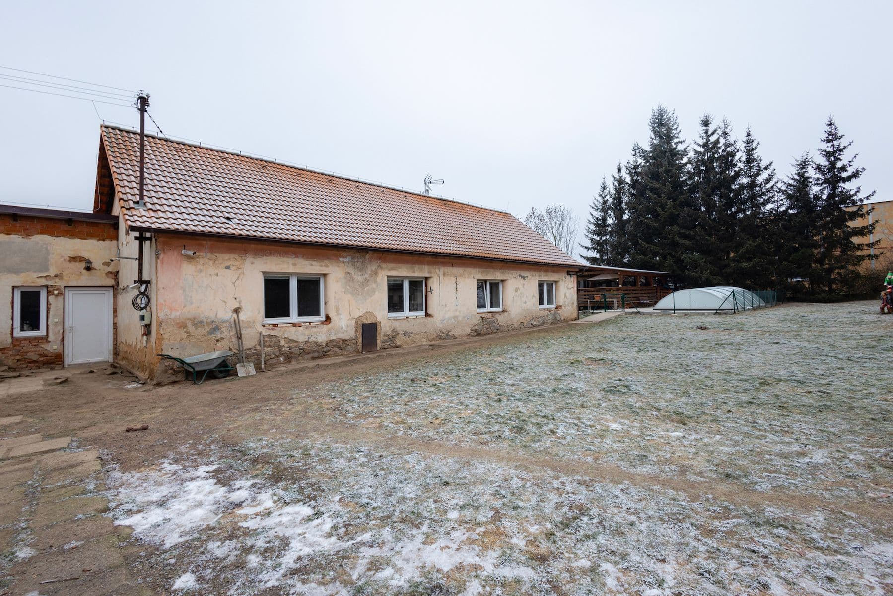 Predaj domu 85 m², pozemek 1.200 m², Krátká, Jesenice, Středočeský kraj Predaj domu 85 m², pozemek 1.200 m², Krátká, Jesenice, Středočeský kraj