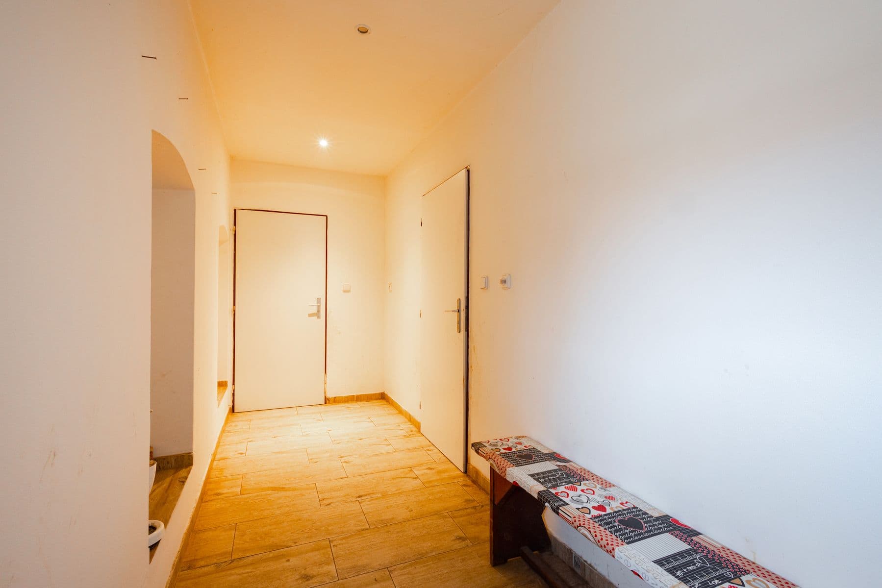 Predaj domu 85 m², pozemek 1.200 m², Krátká, Jesenice, Středočeský kraj Predaj domu 85 m², pozemek 1.200 m², Krátká, Jesenice, Středočeský kraj