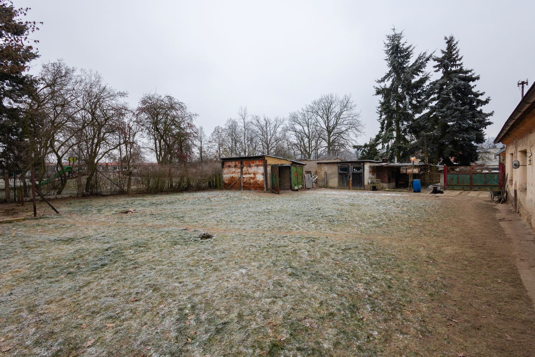 Predaj domu 85 m², pozemek 1.200 m², Krátká, Jesenice, Středočeský kraj Predaj domu 85 m², pozemek 1.200 m², Krátká, Jesenice, Středočeský kraj