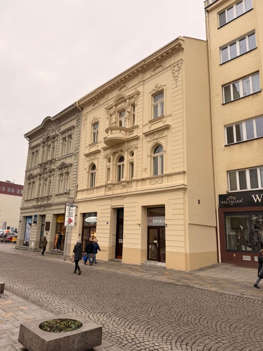 Prenájom bytu 5-izbový 166 m², Zámecká, Ostrava, Moravskoslezský kraj Prenájom bytu 5-izbový 166 m², Zámecká, Ostrava, Moravskoslezský kraj