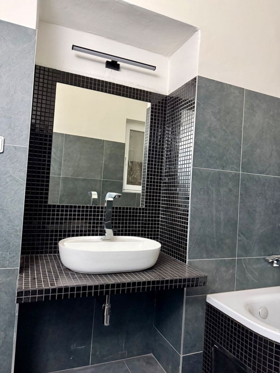 Prenájom bytu 5-izbový 166 m², Zámecká, Ostrava, Moravskoslezský kraj Prenájom bytu 5-izbový 166 m², Zámecká, Ostrava, Moravskoslezský kraj