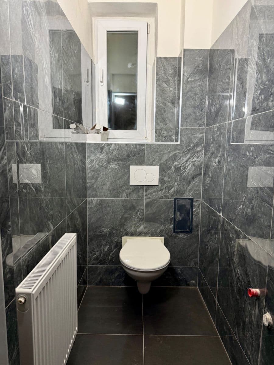 Prenájom bytu 5-izbový 166 m², Zámecká, Ostrava, Moravskoslezský kraj Prenájom bytu 5-izbový 166 m², Zámecká, Ostrava, Moravskoslezský kraj