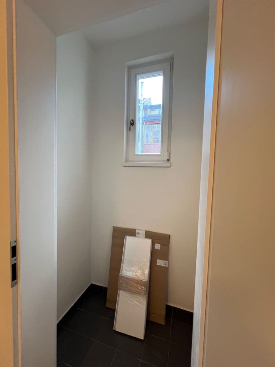 Prenájom bytu 2-izbový 41 m², Tachovské náměstí, Praha, Praha Prenájom bytu 2-izbový 41 m², Tachovské náměstí, Praha, Praha