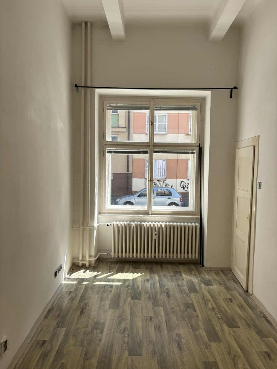 Prenájom bytu 2-izbový 48 m², Na Louži, Praha, Praha Prenájom bytu 2-izbový 48 m², Na Louži, Praha, Praha