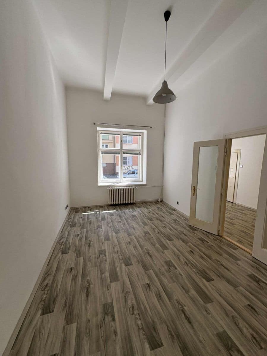 Prenájom bytu 2-izbový 48 m², Na Louži, Praha, Praha Prenájom bytu 2-izbový 48 m², Na Louži, Praha, Praha