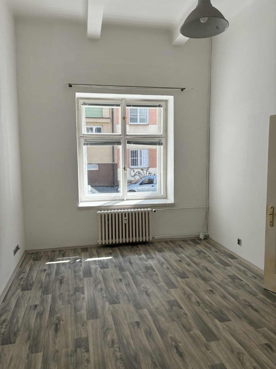 Prenájom bytu 2-izbový 48 m², Na Louži, Praha, Praha Prenájom bytu 2-izbový 48 m², Na Louži, Praha, Praha