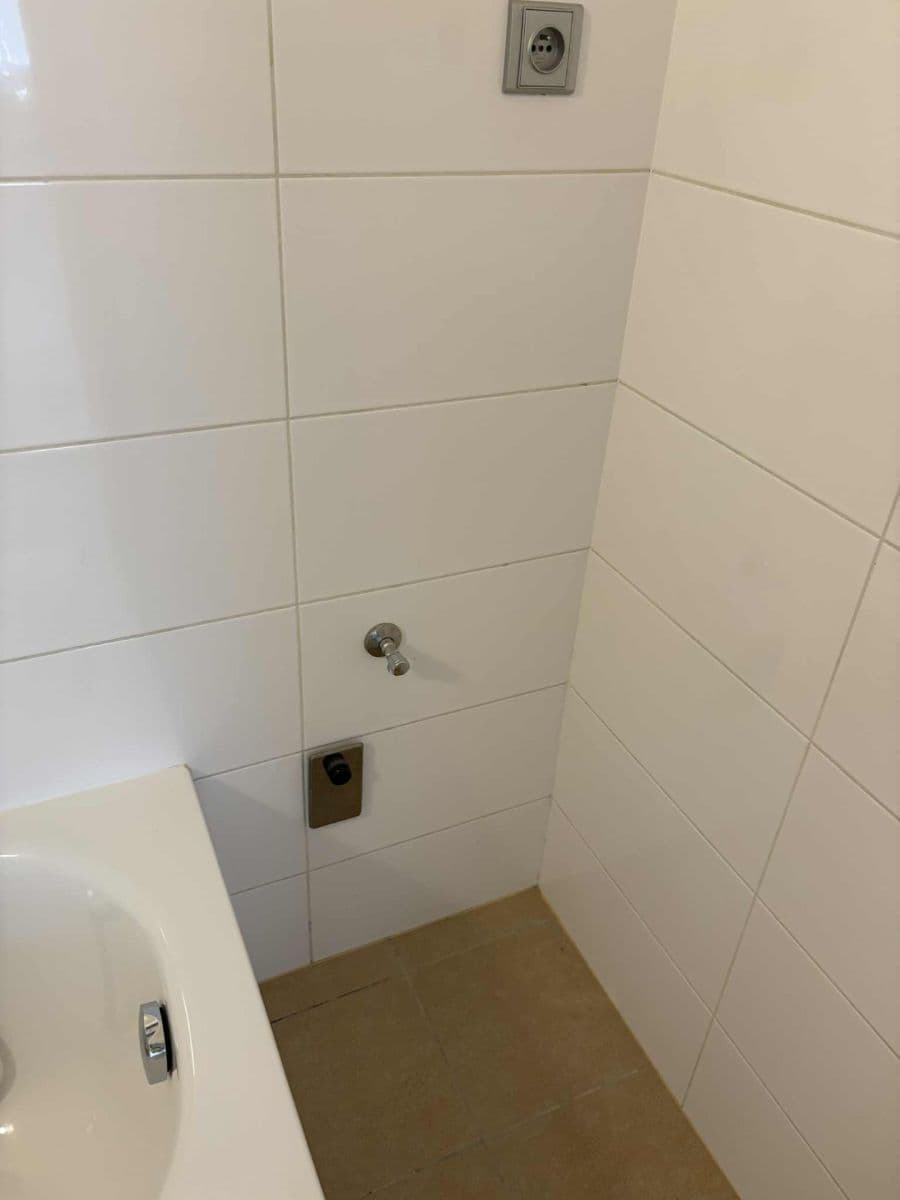 Prenájom bytu 2-izbový 48 m², Na Louži, Praha, Praha Prenájom bytu 2-izbový 48 m², Na Louži, Praha, Praha