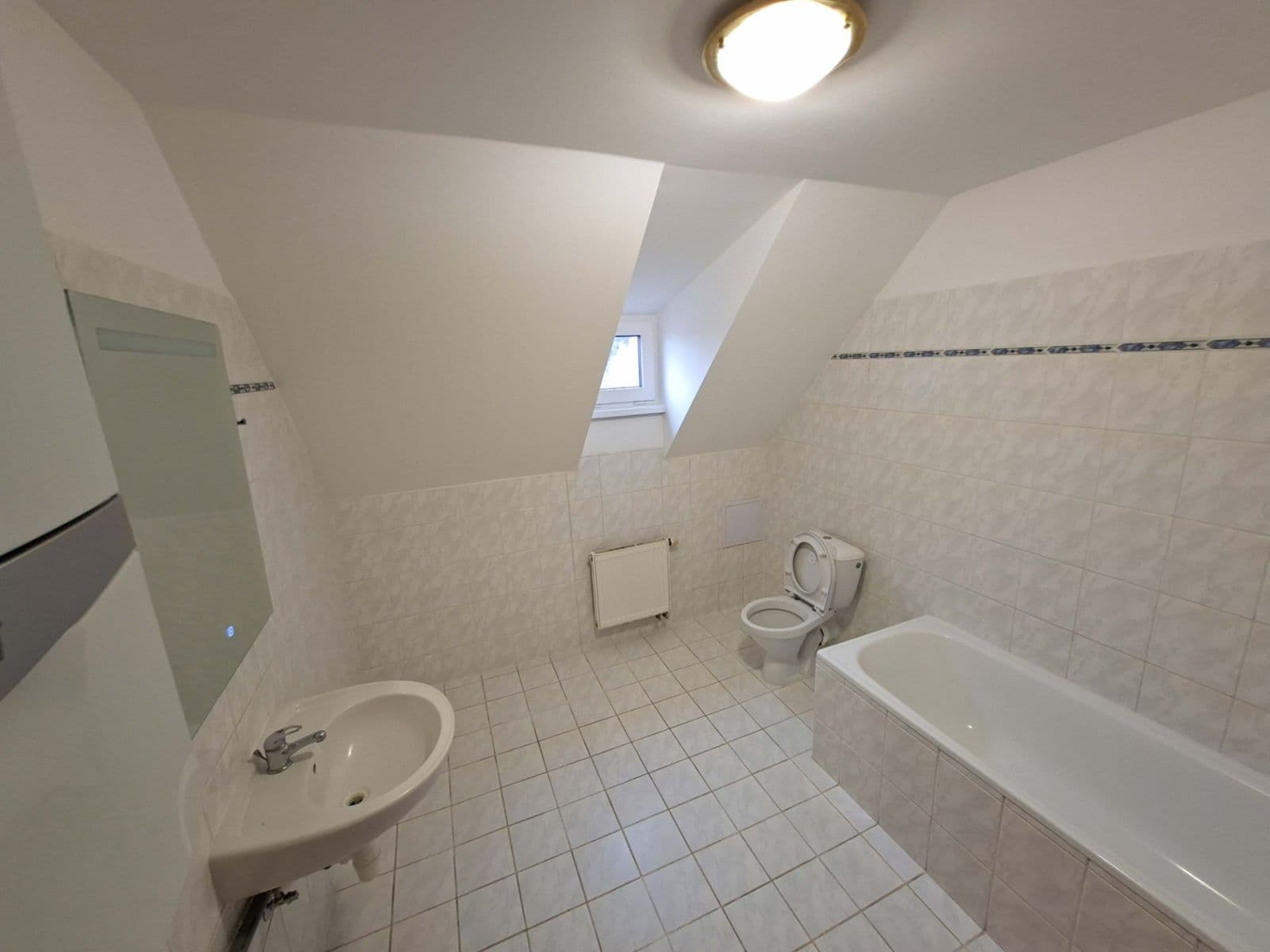 Prenájom bytu 2-izbový 64 m², Halenkovská, Praha, Praha Prenájom bytu 2-izbový 64 m², Halenkovská, Praha, Praha