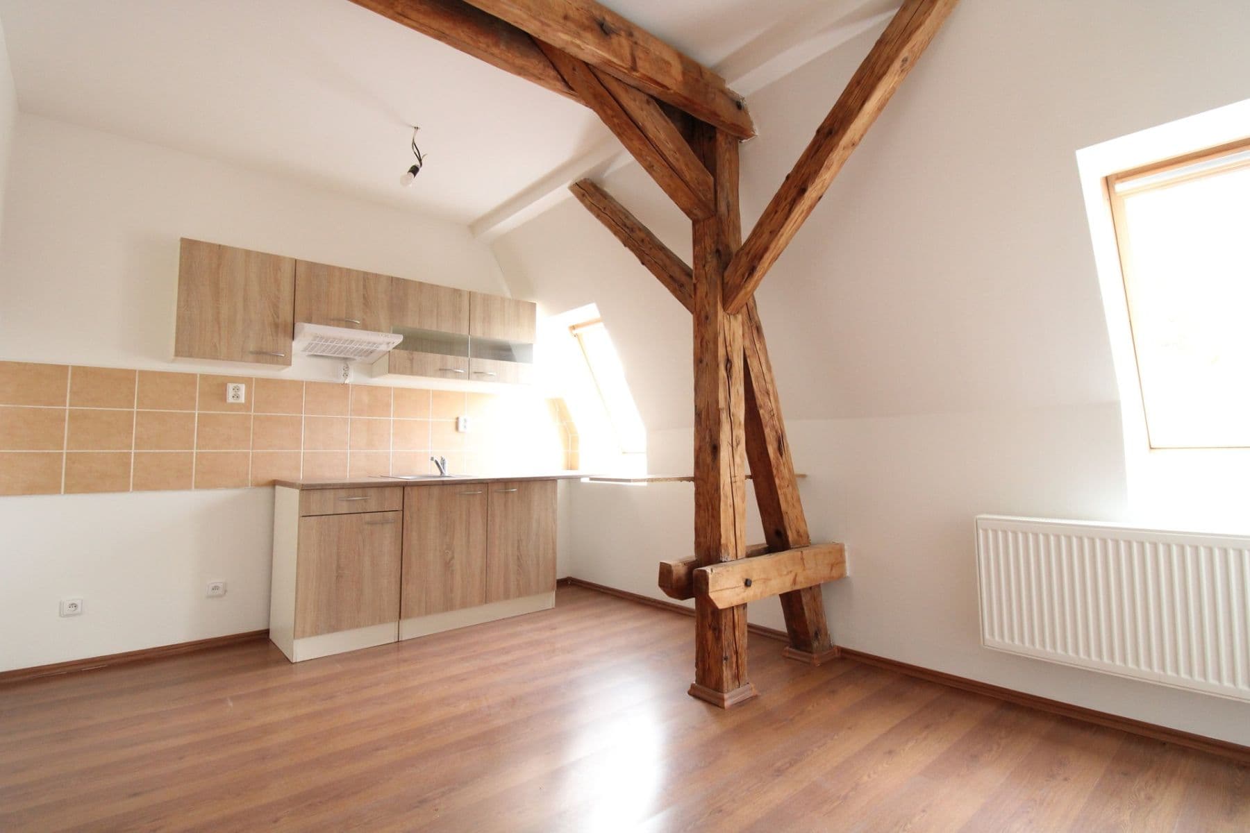 Prenájom bytu 2-izbový 47 m², Branov, Středočeský kraj Prenájom bytu 2-izbový 47 m², Branov, Středočeský kraj