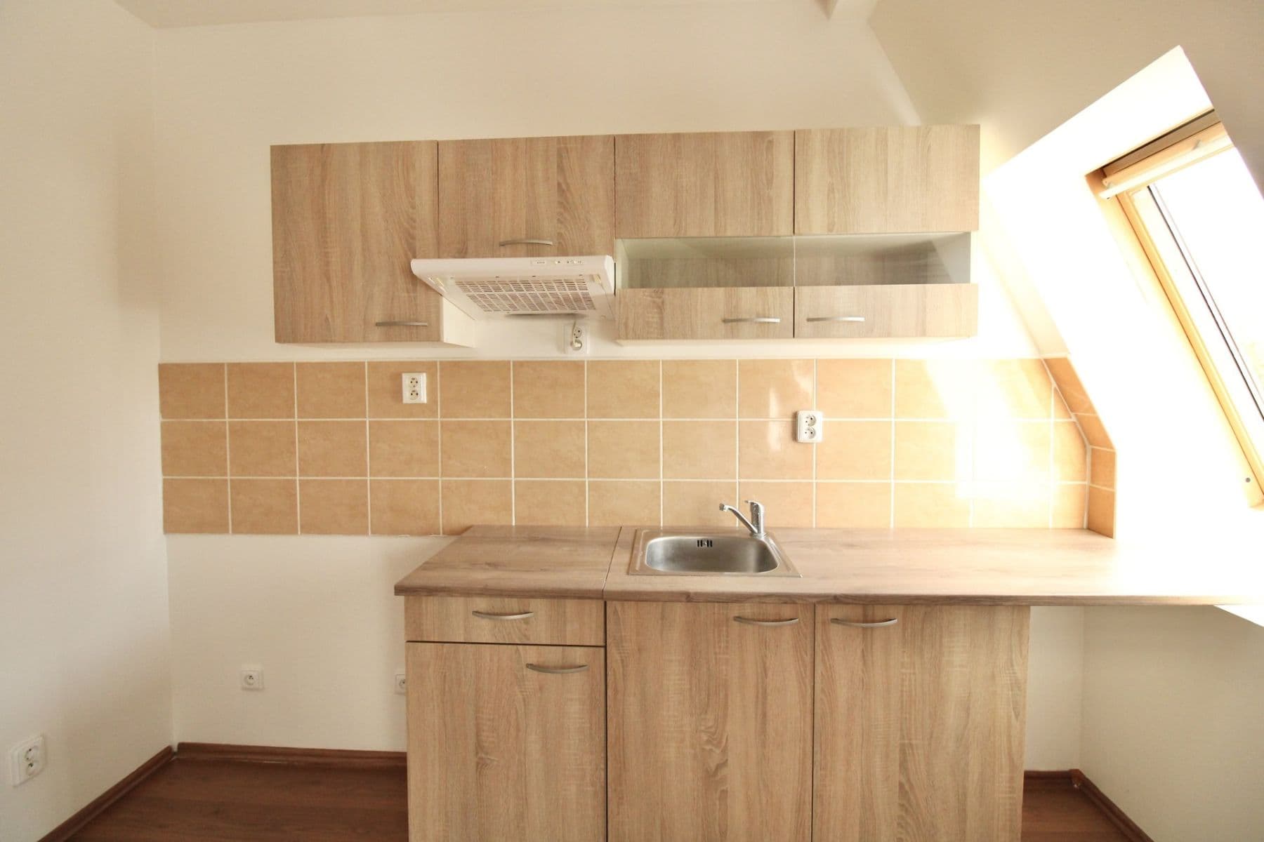 Prenájom bytu 2-izbový 47 m², Branov, Středočeský kraj Prenájom bytu 2-izbový 47 m², Branov, Středočeský kraj