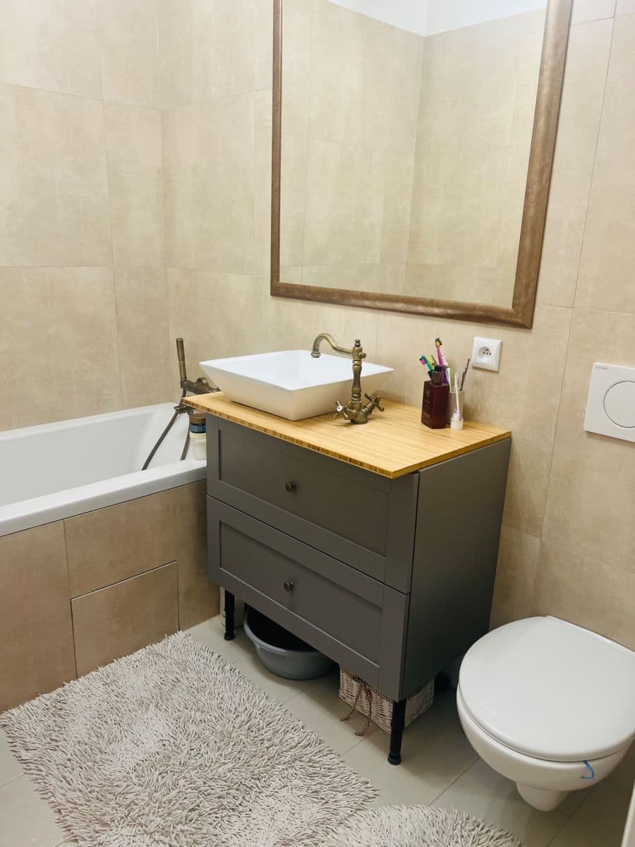 Prenájom bytu 1-izbový 35 m², Bystrická, Devínska Nová Ves, Bratislavský kraj Prenájom bytu 1-izbový 35 m², Bystrická, Devínska Nová Ves, Bratislavský kraj