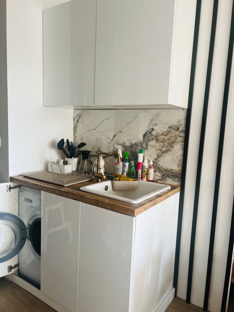 Prenájom bytu 1-izbový 35 m², Bystrická, Devínska Nová Ves, Bratislavský kraj Prenájom bytu 1-izbový 35 m², Bystrická, Devínska Nová Ves, Bratislavský kraj