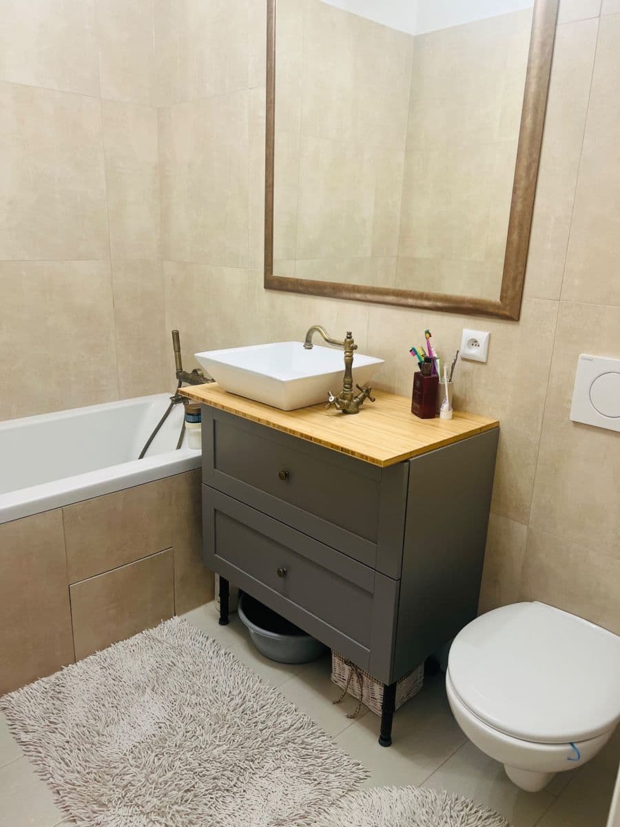 Prenájom bytu 1-izbový 35 m², Bystrická, Devínska Nová Ves, Bratislavský kraj Prenájom bytu 1-izbový 35 m², Bystrická, Devínska Nová Ves, Bratislavský kraj