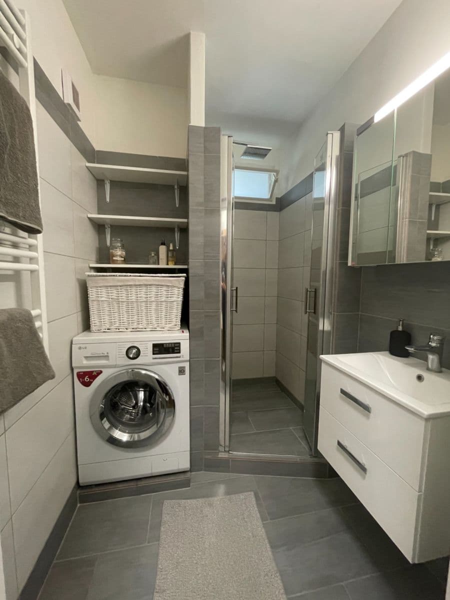 Prenájom bytu 2-izbový 59 m², Gen. Píky, Ostrava, Moravskoslezský kraj Prenájom bytu 2-izbový 59 m², Gen. Píky, Ostrava, Moravskoslezský kraj