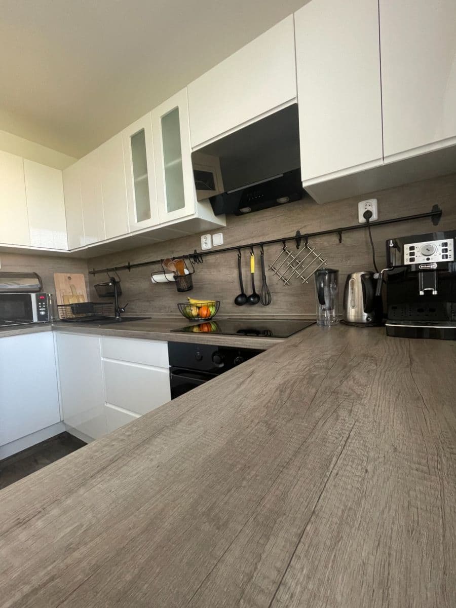 Prenájom bytu 2-izbový 59 m², Gen. Píky, Ostrava, Moravskoslezský kraj Prenájom bytu 2-izbový 59 m², Gen. Píky, Ostrava, Moravskoslezský kraj