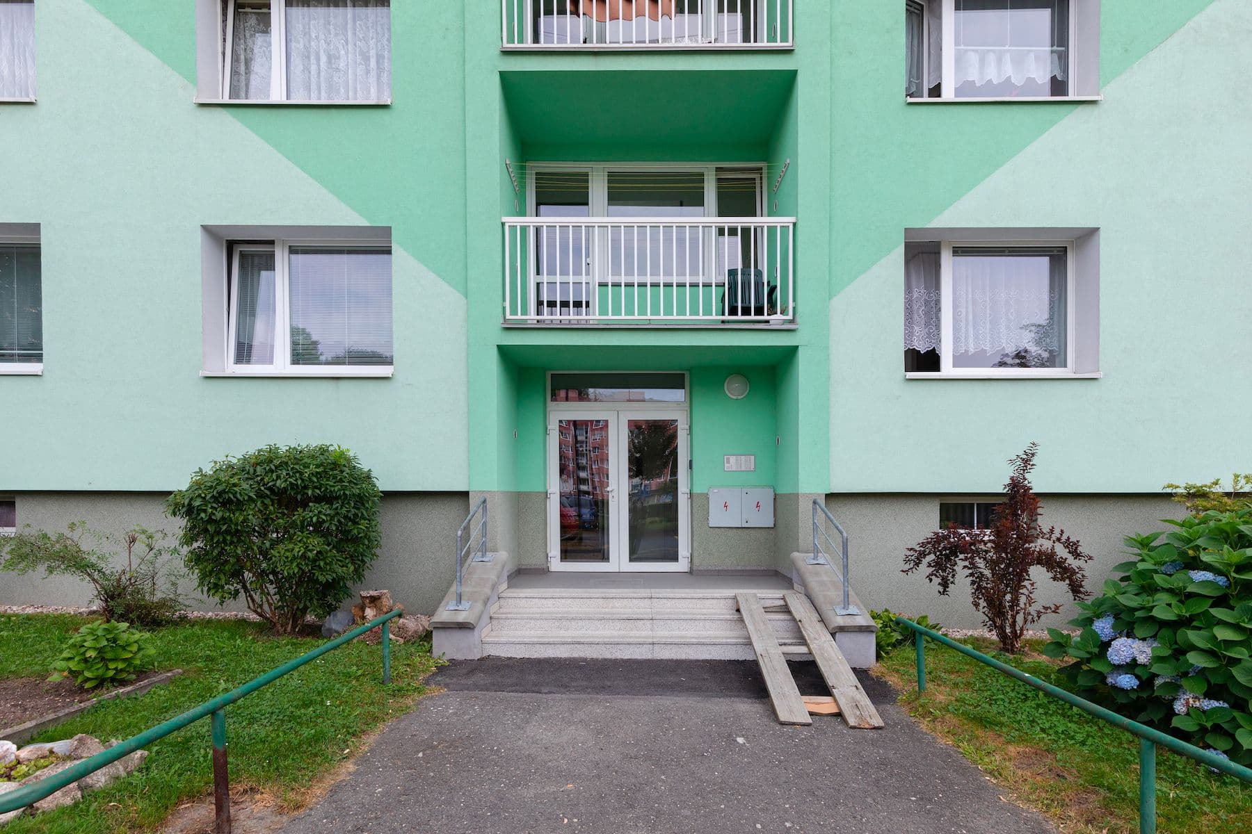 Predaj bytu 3-izbový 82 m², Poštovní, Desná, Liberecký kraj Predaj bytu 3-izbový 82 m², Poštovní, Desná, Liberecký kraj