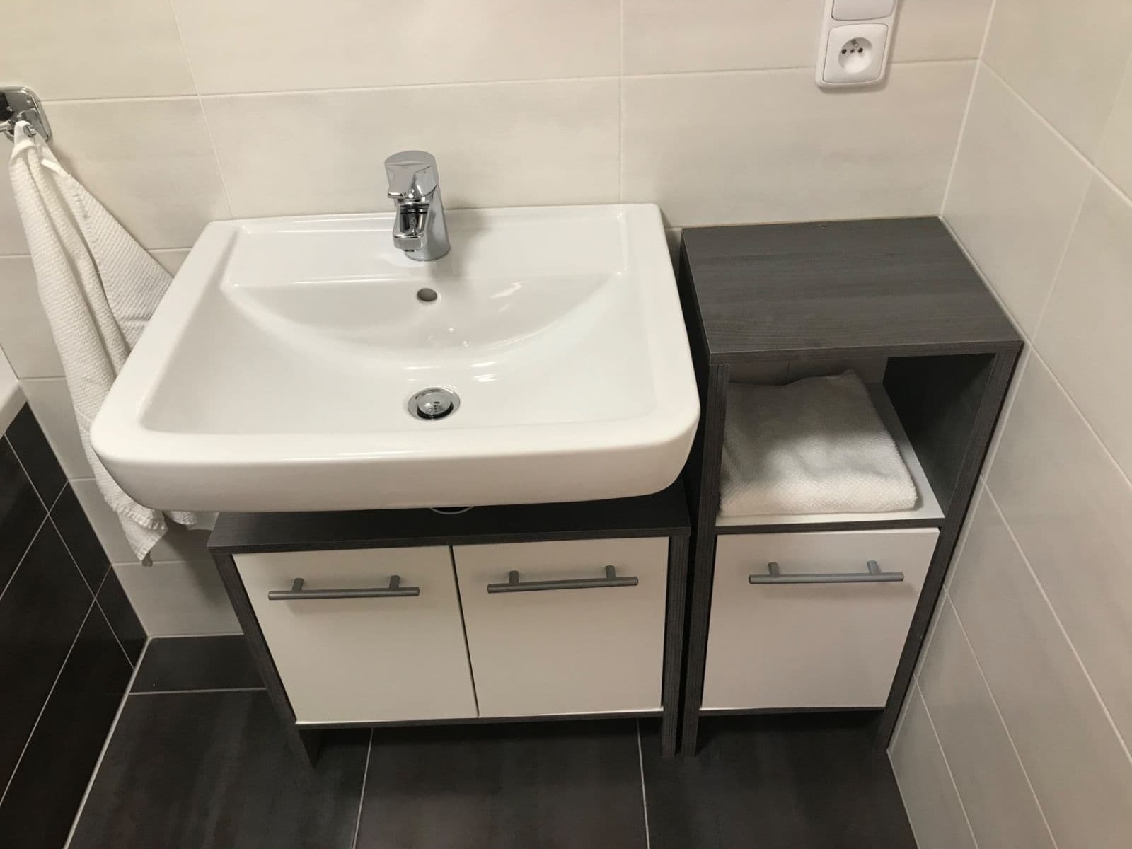 Prenájom bytu 2-izbový 46 m², Oty Bubeníčka, Praha, Praha Prenájom bytu 2-izbový 46 m², Oty Bubeníčka, Praha, Praha