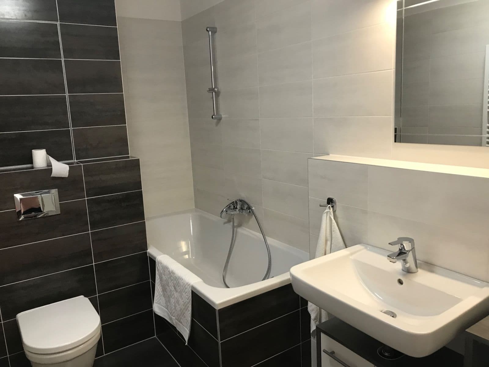 Prenájom bytu 2-izbový 46 m², Oty Bubeníčka, Praha, Praha Prenájom bytu 2-izbový 46 m², Oty Bubeníčka, Praha, Praha