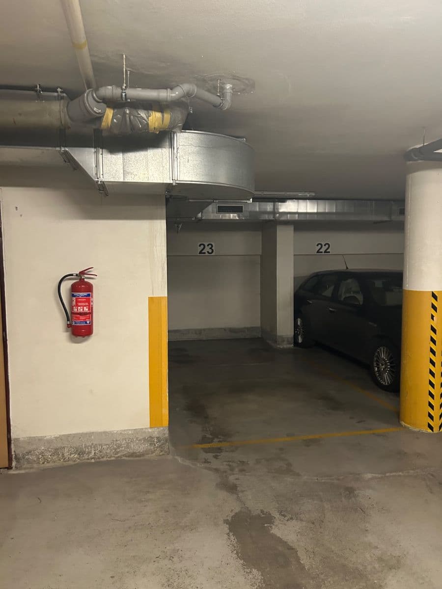 Prenájom garáže 15 m², Olomouc, Olomoucký kraj Prenájom garáže 15 m², Olomouc, Olomoucký kraj