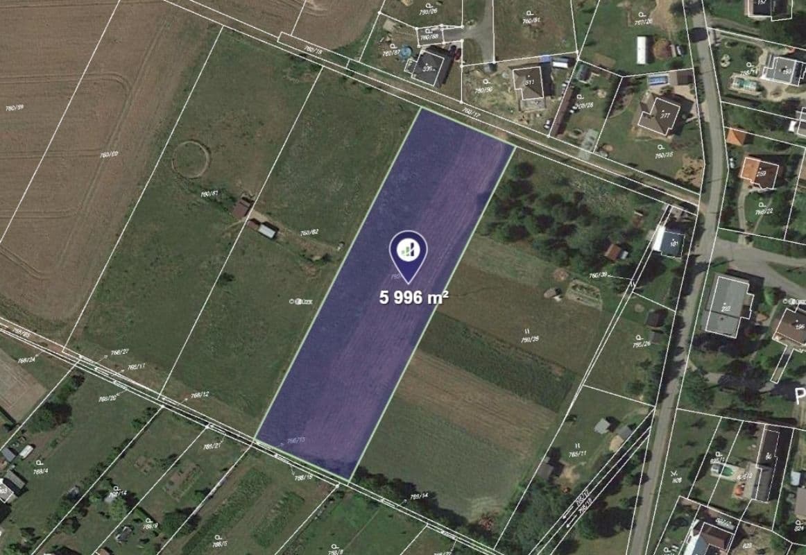 Predaj pozemku 5.996 m², Petkovy, Středočeský kraj Predaj pozemku 5.996 m², Petkovy, Středočeský kraj