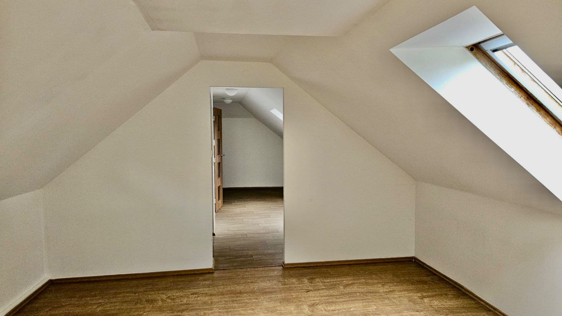 Prenájom bytu 2-izbový 40 m², Lodní náměstí, Litoměřice, Ústecký kraj Prenájom bytu 2-izbový 40 m², Lodní náměstí, Litoměřice, Ústecký kraj