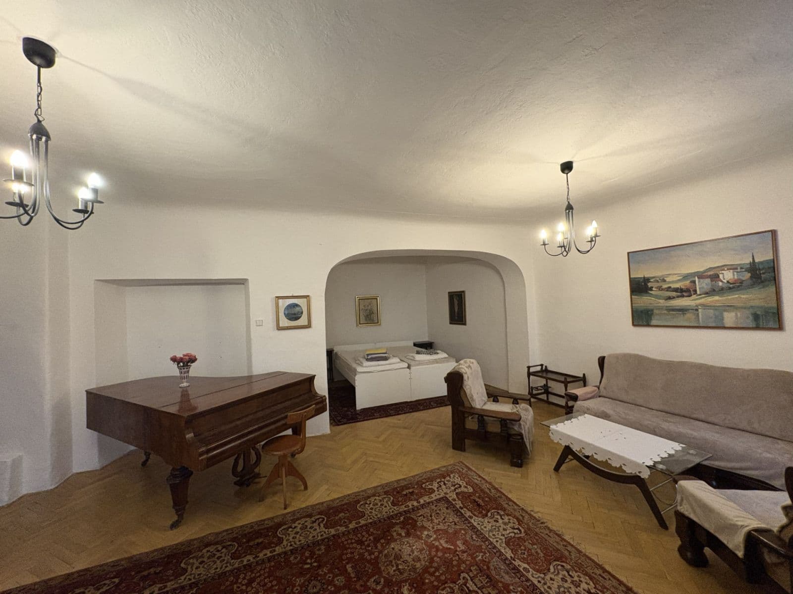 Prenájom bytu 2-izbový 105 m², Anenská, Praha, Praha Prenájom bytu 2-izbový 105 m², Anenská, Praha, Praha