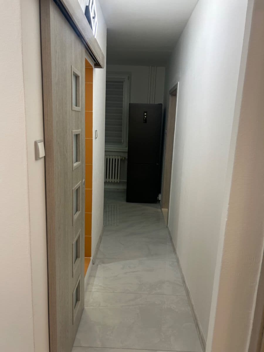 Prenájom bytu 2-izbový 65 m², V křovinách, Olomouc, Olomoucký kraj Prenájom bytu 2-izbový 65 m², V křovinách, Olomouc, Olomoucký kraj