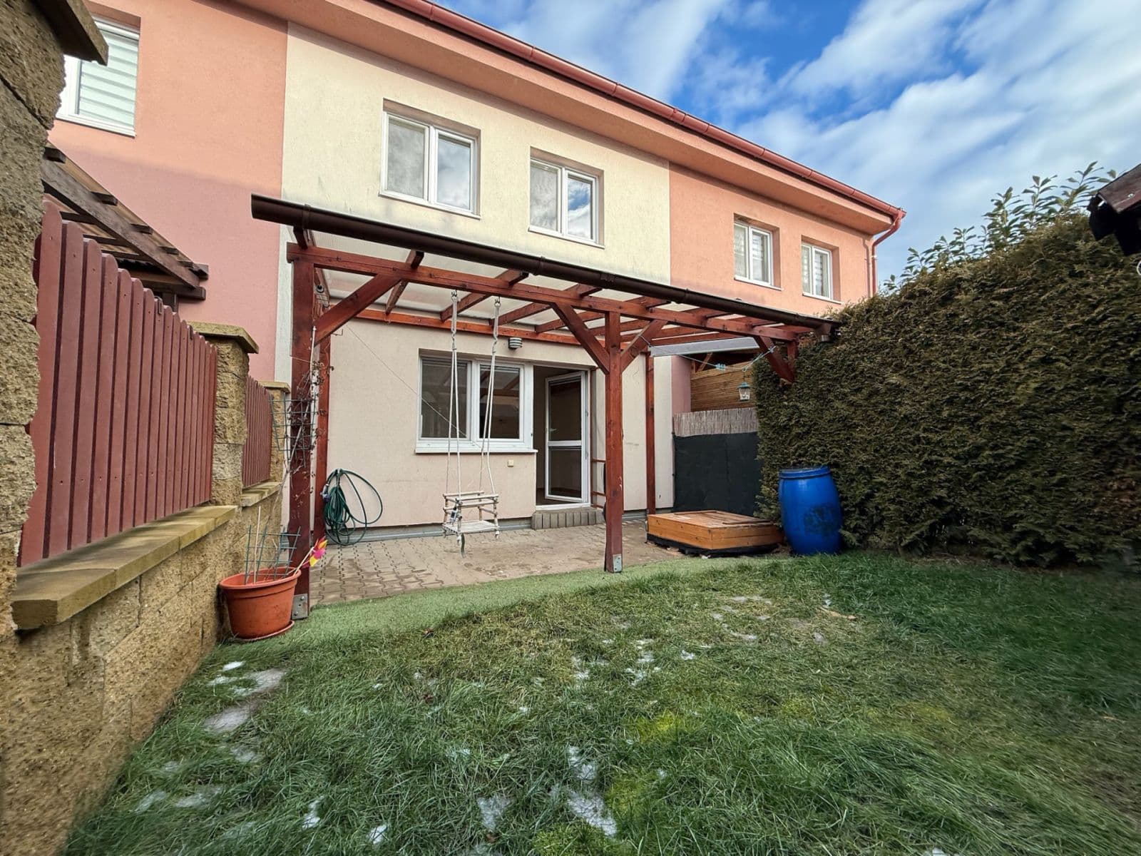 Prenájom domu 70 m², pozemek 35 m², Větrná, Kolín, Středočeský kraj Prenájom domu 70 m², pozemek 35 m², Větrná, Kolín, Středočeský kraj