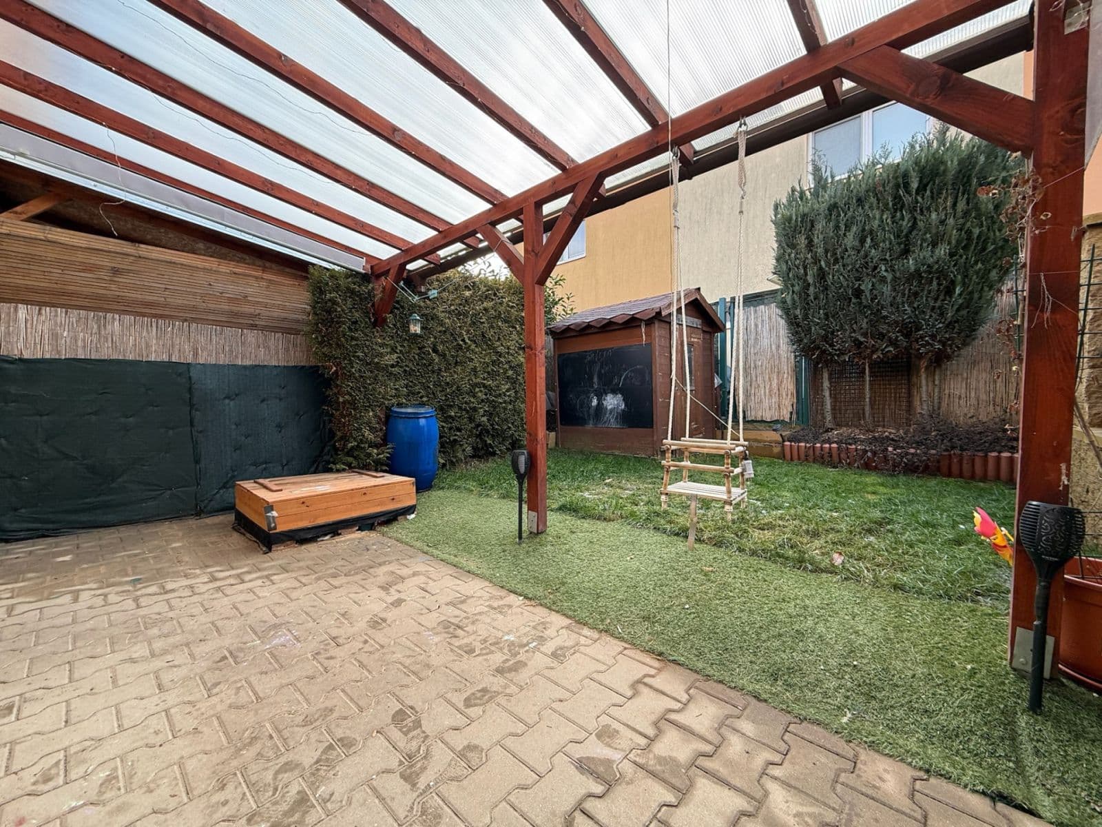 Prenájom domu 70 m², pozemek 35 m², Větrná, Kolín, Středočeský kraj Prenájom domu 70 m², pozemek 35 m², Větrná, Kolín, Středočeský kraj