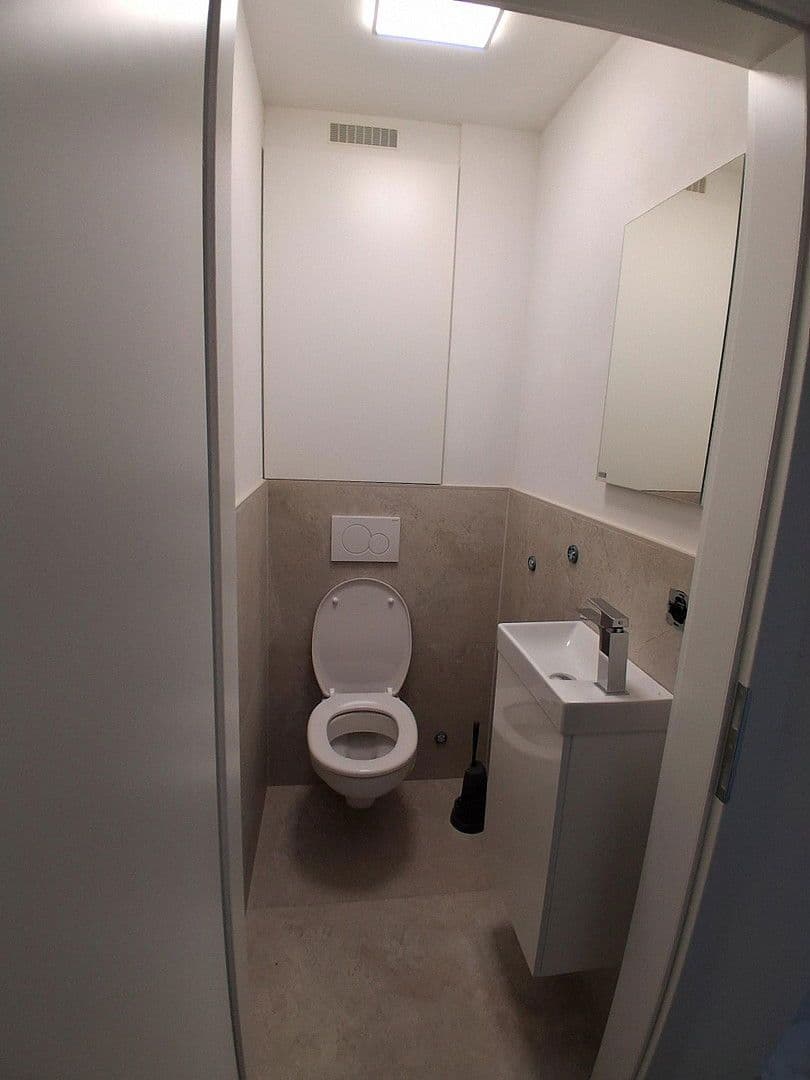 Prenájom bytu 4-izbový 92 m², Zell am Ziller, Tirolsko Prenájom bytu 4-izbový 92 m², Zell am Ziller, Tirolsko