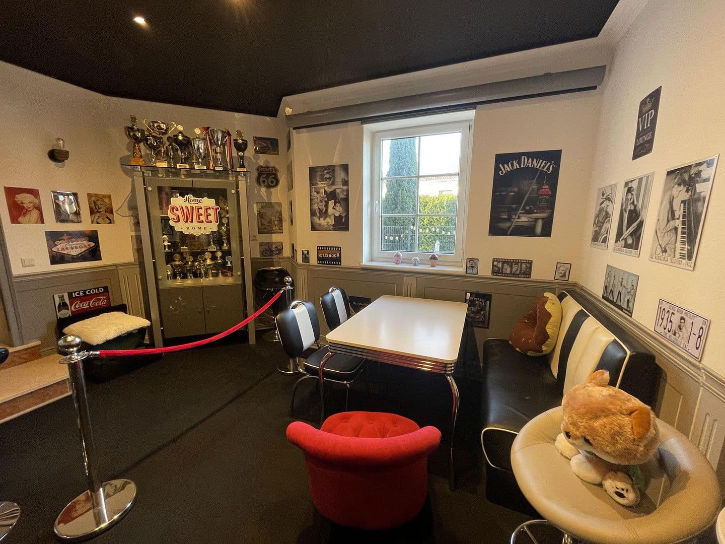 Predaj domu 317 m², pozemek 708 m², Flieden, Hesensko Predaj domu 317 m², pozemek 708 m², Flieden, Hesensko