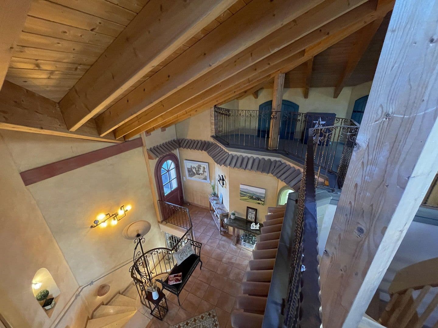 Predaj domu 317 m², pozemek 708 m², Flieden, Hesensko Predaj domu 317 m², pozemek 708 m², Flieden, Hesensko