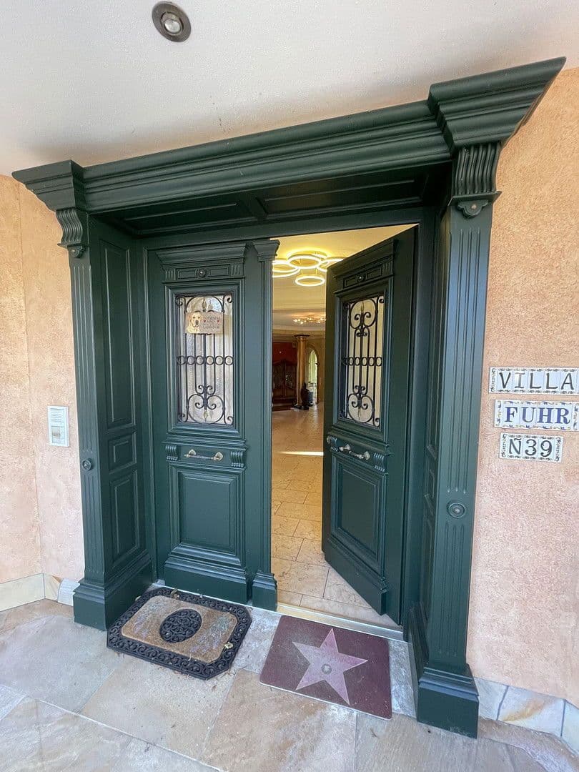 Predaj domu 317 m², pozemek 708 m², Flieden, Hesensko Predaj domu 317 m², pozemek 708 m², Flieden, Hesensko