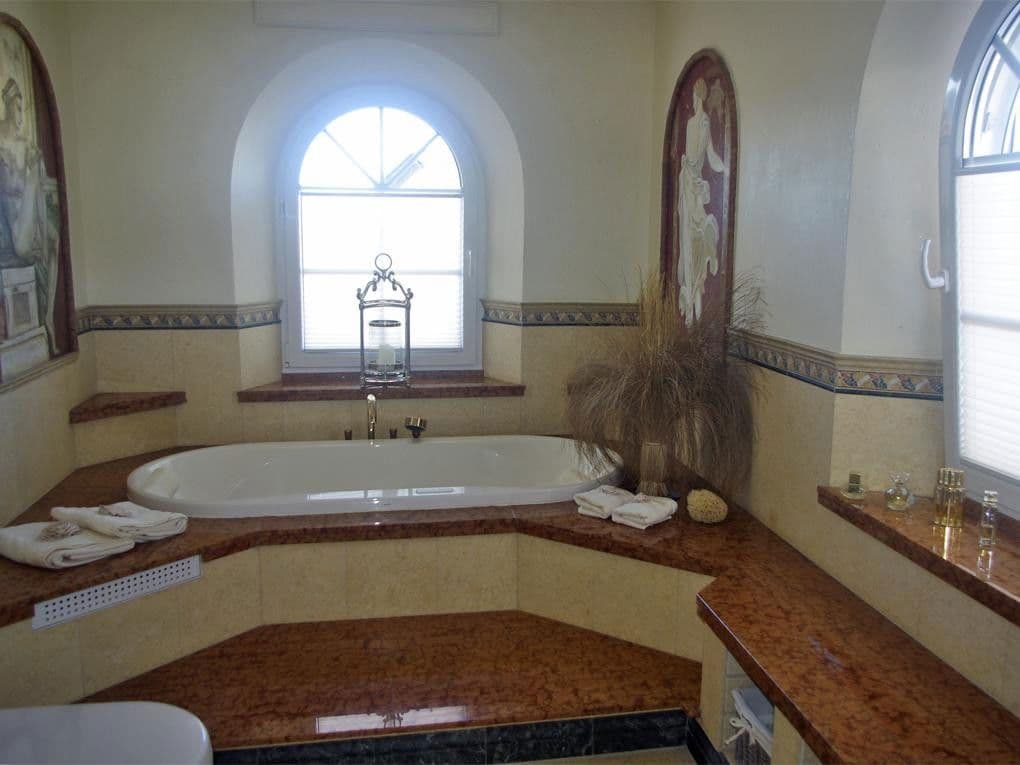 Predaj domu 317 m², pozemek 708 m², Flieden, Hesensko Predaj domu 317 m², pozemek 708 m², Flieden, Hesensko