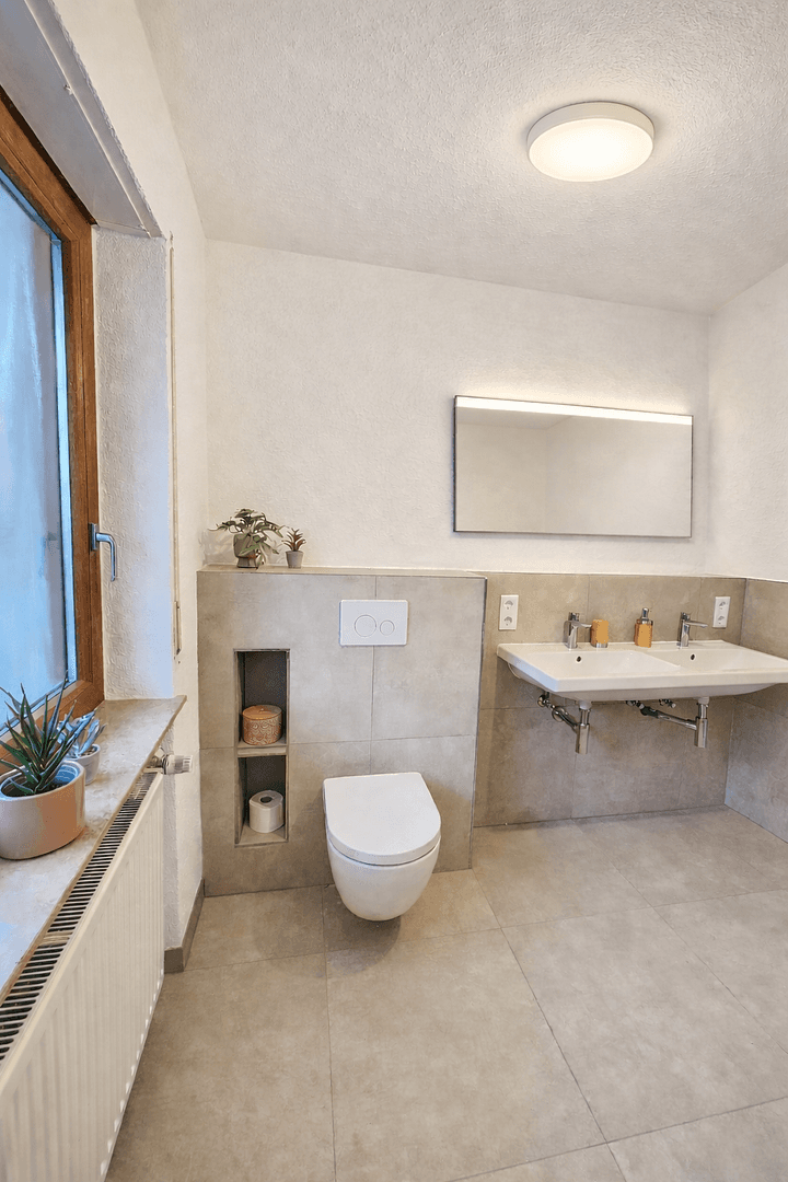 Predaj domu 153 m², pozemek 196 m², Seelbach, Bádensko-Wurttembersko Predaj domu 153 m², pozemek 196 m², Seelbach, Bádensko-Wurttembersko