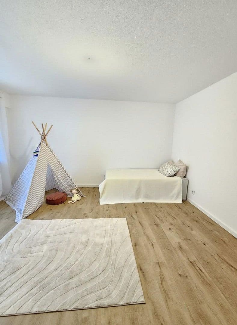 Predaj domu 153 m², pozemek 196 m², Seelbach, Bádensko-Wurttembersko Predaj domu 153 m², pozemek 196 m², Seelbach, Bádensko-Wurttembersko