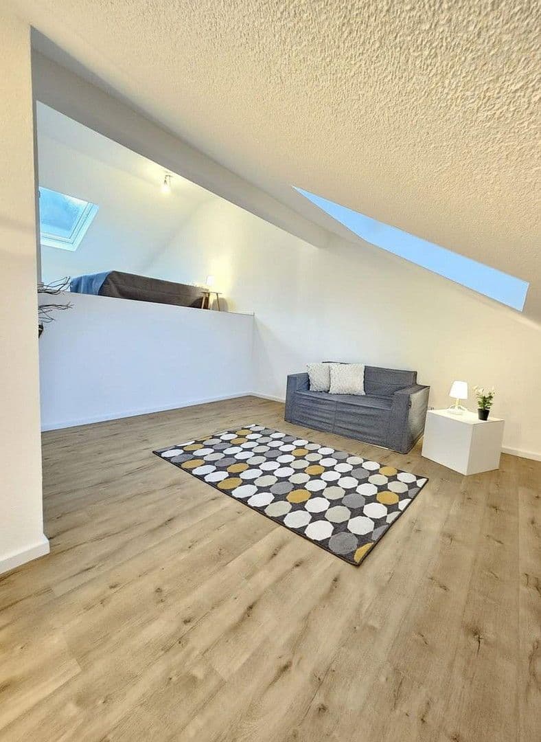 Predaj domu 153 m², pozemek 196 m², Seelbach, Bádensko-Wurttembersko Predaj domu 153 m², pozemek 196 m², Seelbach, Bádensko-Wurttembersko