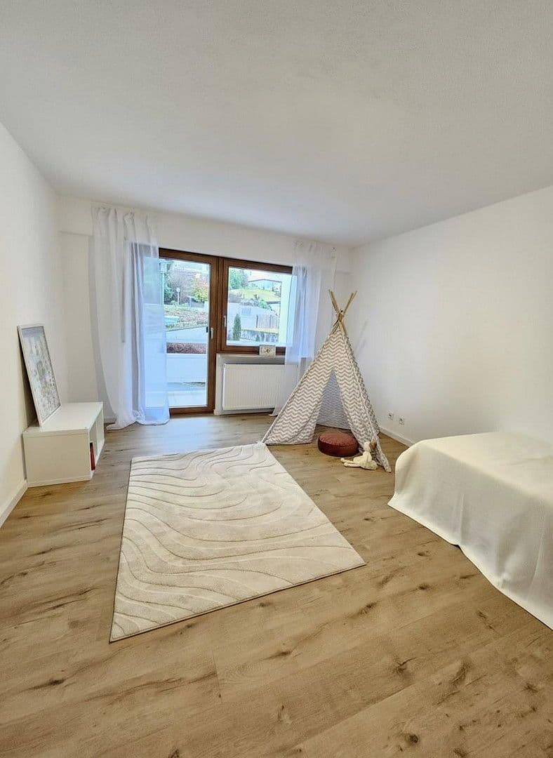 Predaj domu 153 m², pozemek 196 m², Seelbach, Bádensko-Wurttembersko Predaj domu 153 m², pozemek 196 m², Seelbach, Bádensko-Wurttembersko